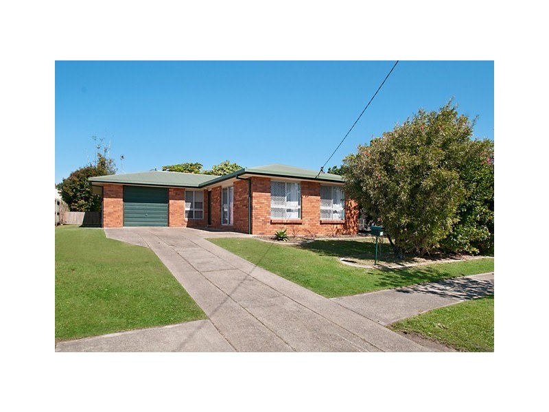 18 Minkara Street, Warana QLD 4575