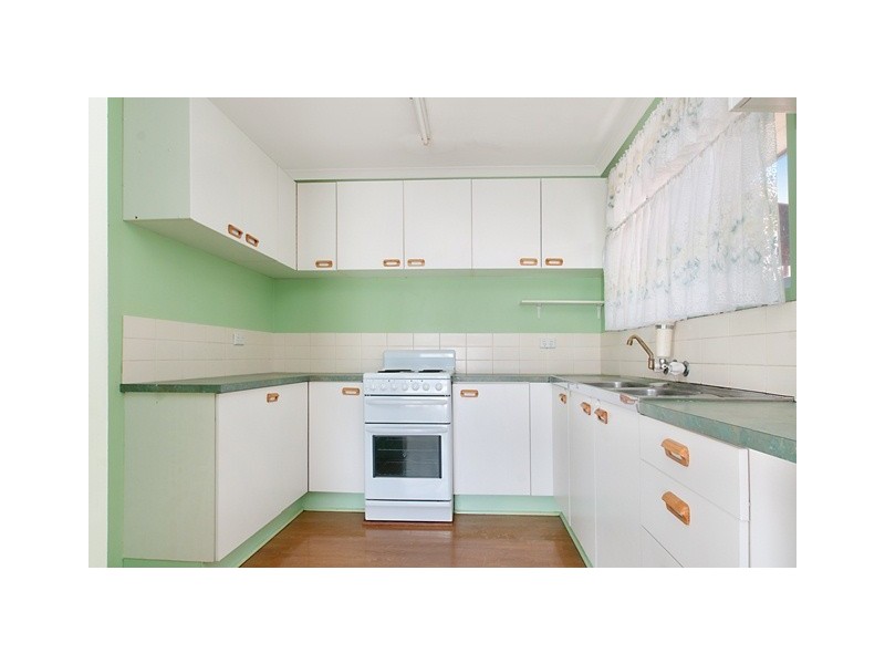 18 Minkara Street, Warana QLD 4575