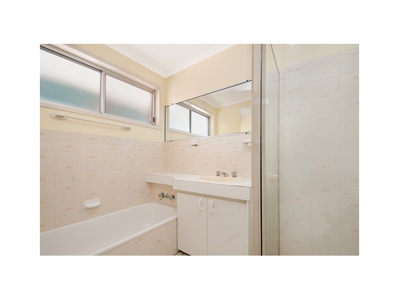 18 Minkara Street, Warana QLD 4575