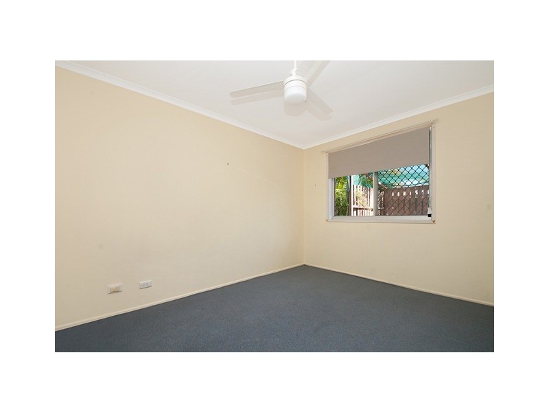 18 Minkara Street, Warana QLD 4575