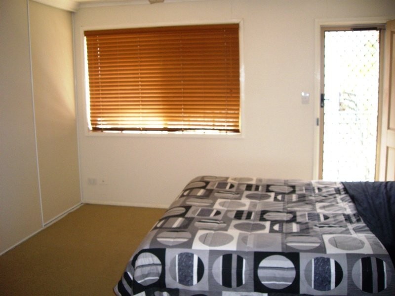 2/32 Kalinda Avenue, Mooloolaba QLD 4557