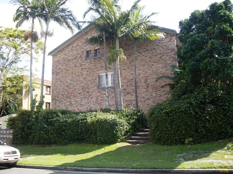 2/32 Kalinda Avenue, Mooloolaba QLD 4557