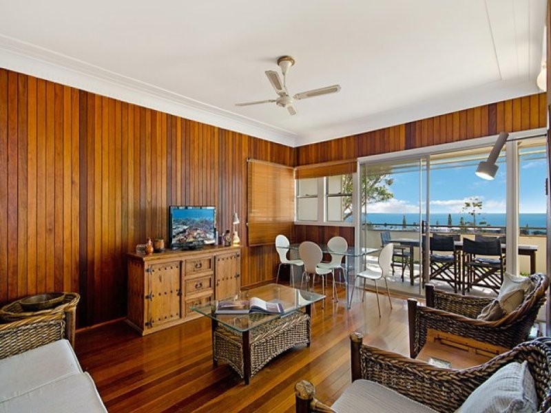 32 Buderim Avenue, Alexandra Headland QLD 4572