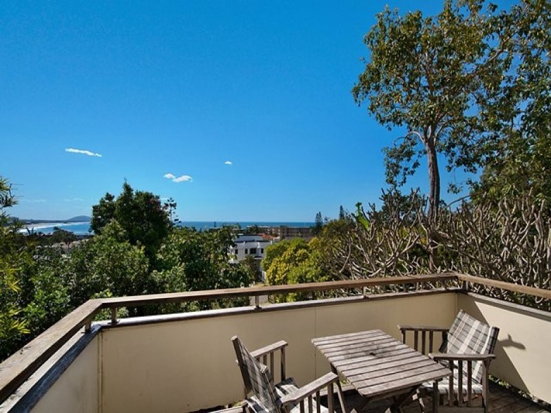 32 Buderim Avenue, Alexandra Headland QLD 4572