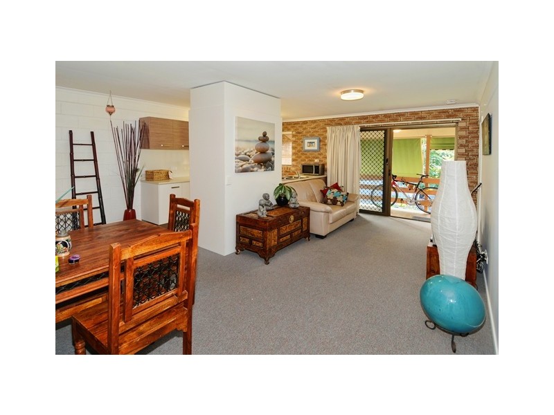 Unit 4 ‘Toronto Court’ 10 Barooga Crescent, Mooloolaba QLD 4557