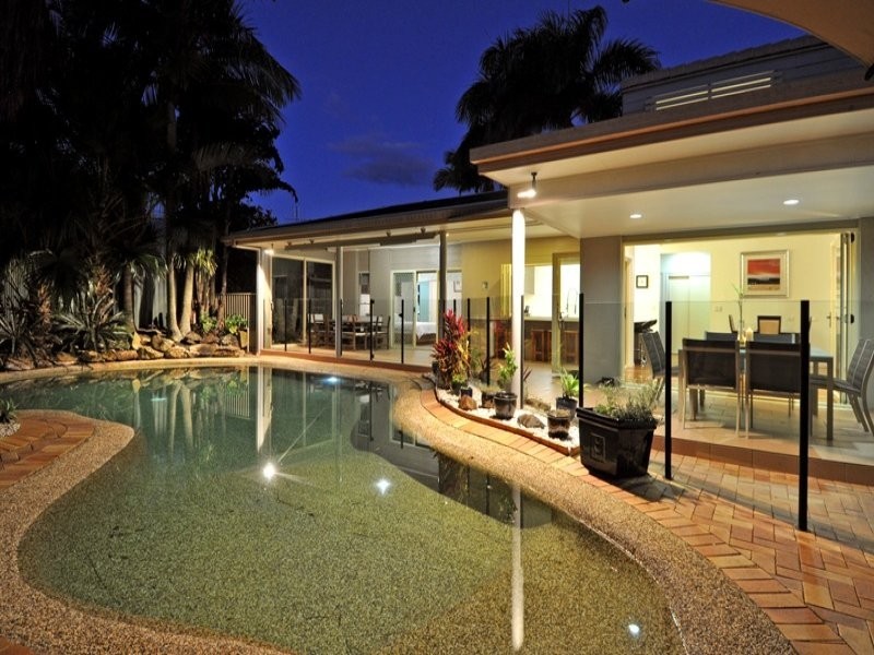 2 Koala Court, Mooloolaba QLD 4557