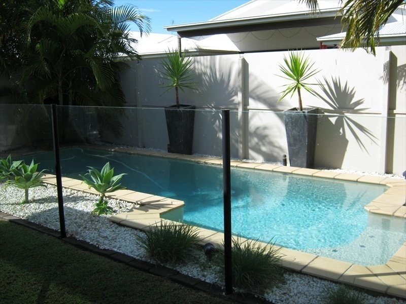 4 Corfu Court, Kawana Island QLD 4575