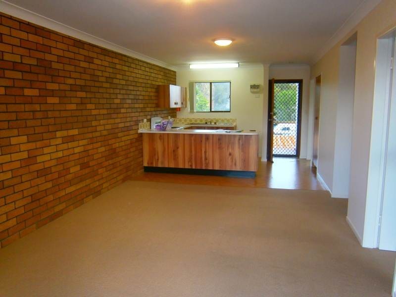 4/12 Akeringa Place, Mooloolaba QLD 4557