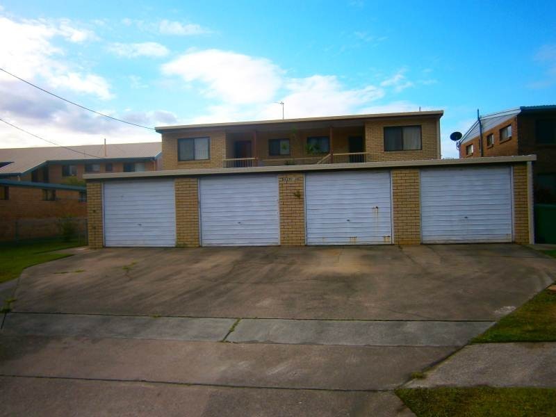 4/12 Akeringa Place, Mooloolaba QLD 4557