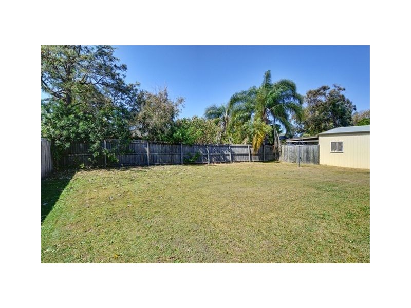 291 Nicklin Way, Warana QLD 4575