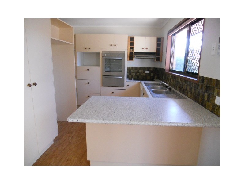 17 Beltana Cres, Buddina QLD 4575