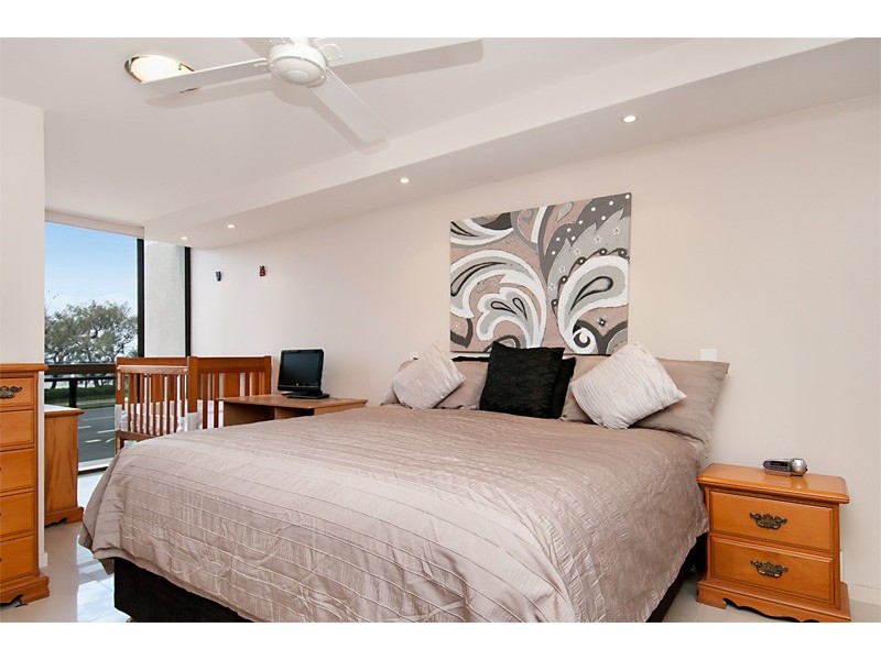 3/21 Boolarong Cres, Alexandra Headland QLD 4572