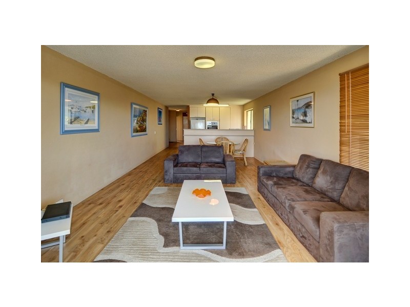 Unit 8 ‘Huntington’ 21 Boolarong Crescent, Alexandra Headland QLD 4572