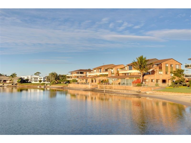 Unit 7 ‘Amelia Place’ 11 – 13 Carinya Street, Mooloolaba QLD 4557