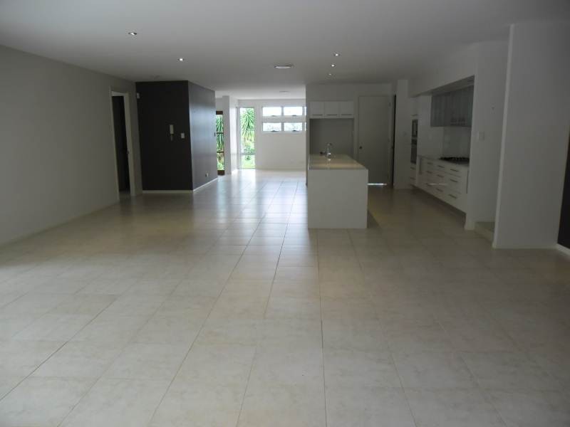 30 Tribulation Circuit, Buderim QLD 4556