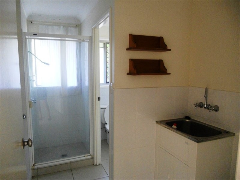 2/6 Goonawarra Drive, Mooloolaba QLD 4557