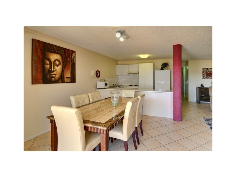 Unit 17 ‘Surfside on the Beach’ 145 Lowanna Drive, Buddina QLD 4575