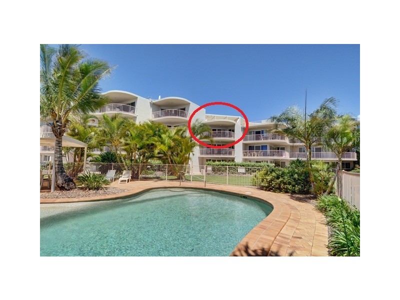 Unit 17 ‘Surfside on the Beach’ 145 Lowanna Drive, Buddina QLD 4575