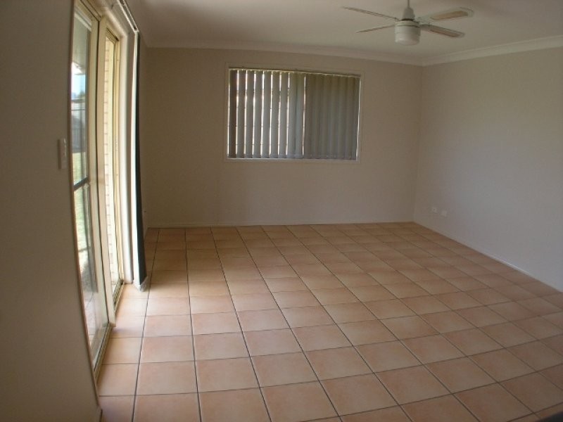 25 Springs Drive, Little Mountain QLD 4551