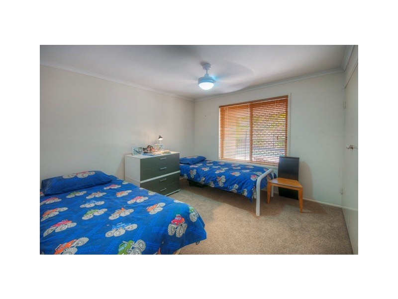 17 Kensington Drive, Minyama QLD 4575