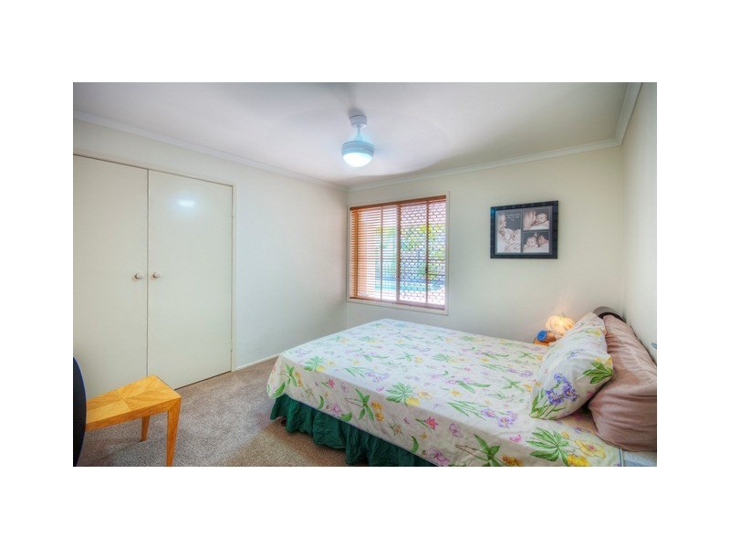 17 Kensington Drive, Minyama QLD 4575