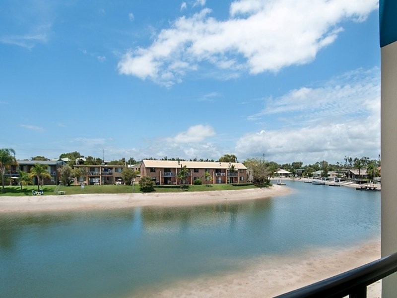 7/11 Pangarinda Place, Mooloolaba QLD 4557