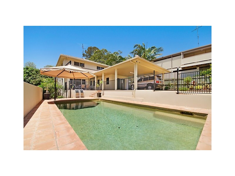 9 Camfield Street, Alexandra Headland QLD 4572