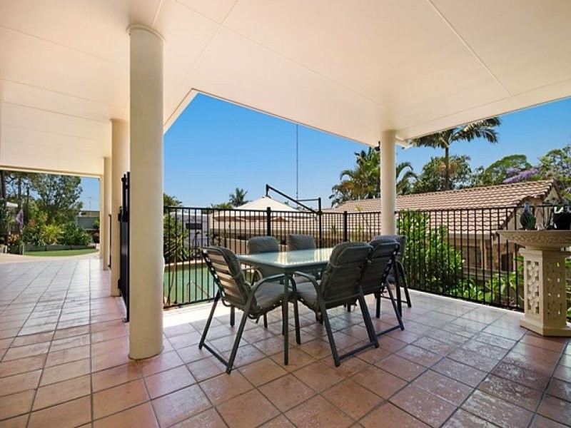 9 Camfield Street, Alexandra Headland QLD 4572