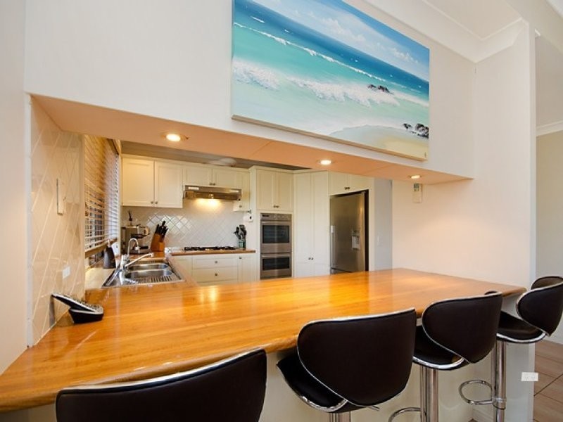 9 Camfield Street, Alexandra Headland QLD 4572