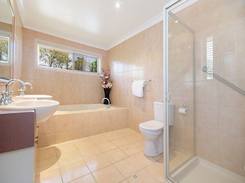 9 Camfield Street, Alexandra Headland QLD 4572
