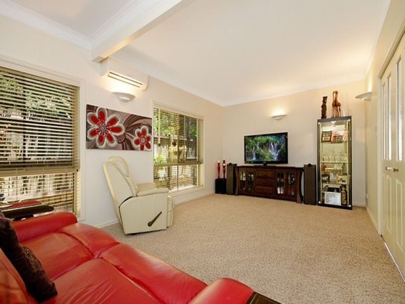 9 Camfield Street, Alexandra Headland QLD 4572