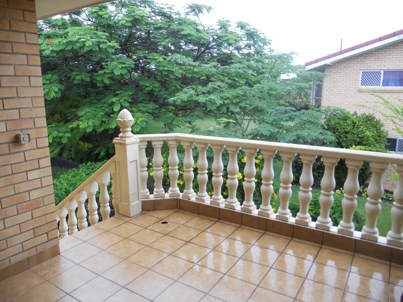 Alexandra Headland QLD 4572