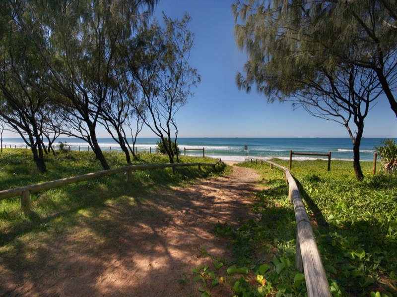 147 Lowanna Drive, Buddina QLD 4575