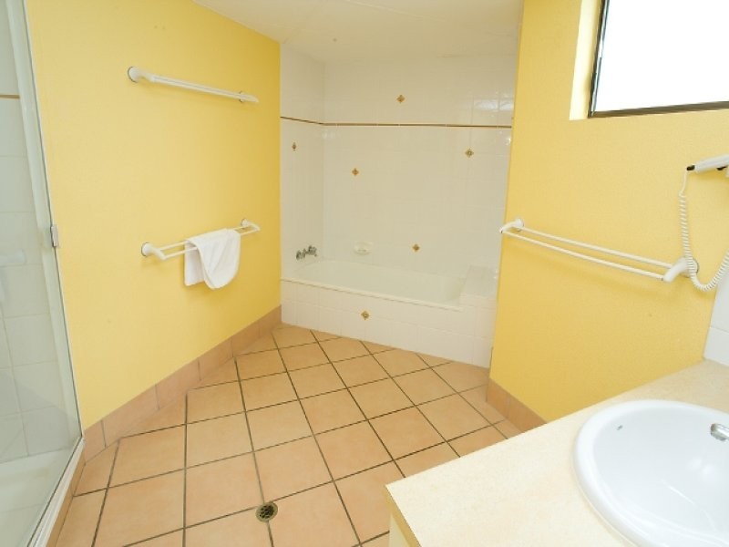 236 Alexandra Parade, Alexandra Headland QLD 4572