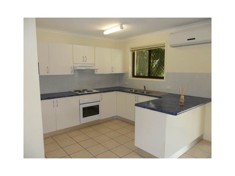 31 Lapoinya Crescent, Warana QLD 4575