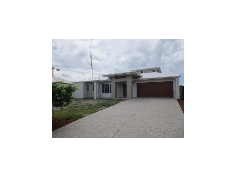 24 Pangali Circuit, Birtinya QLD 4575