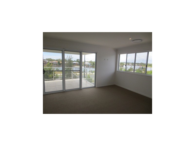 24 Pangali Circuit, Birtinya QLD 4575