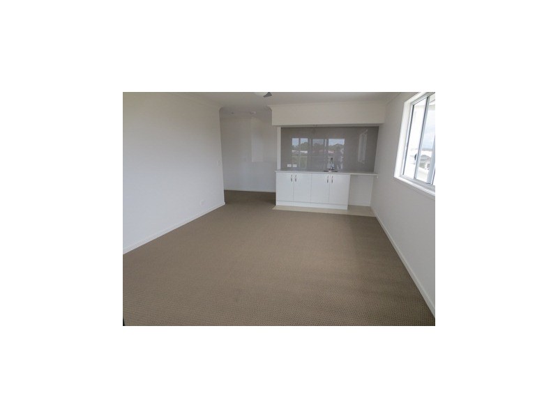 24 Pangali Circuit, Birtinya QLD 4575