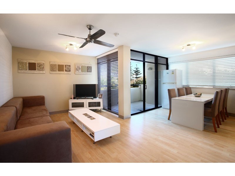 Unit 8 137 Mooloolaba Esp, Mooloolaba QLD 4557