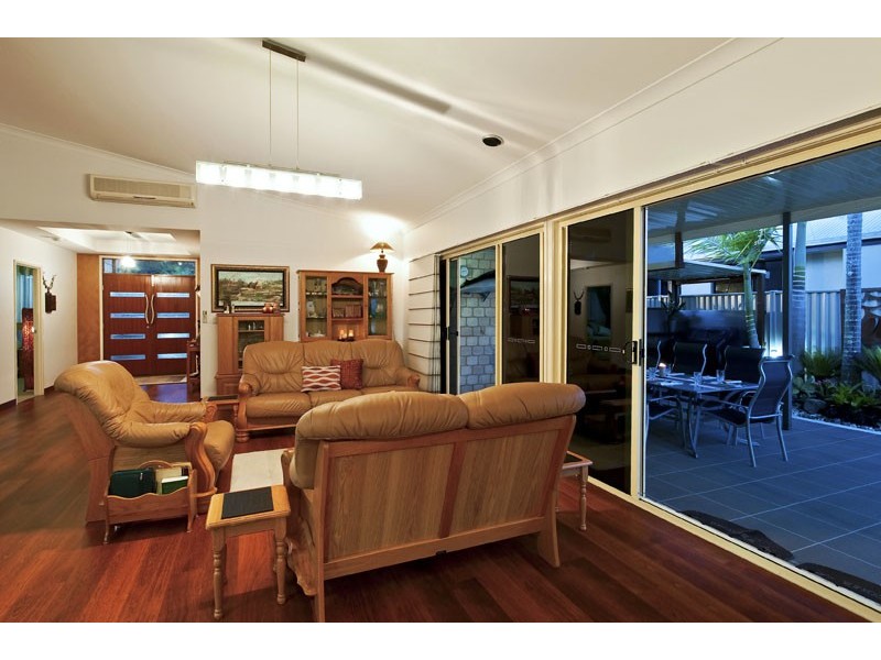 9 Sauger Court, Mountain Creek QLD 4557