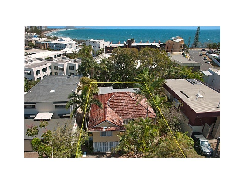 8 William Street, Alexandra Headland QLD 4572