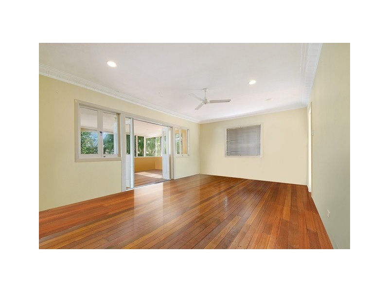 8 William Street, Alexandra Headland QLD 4572