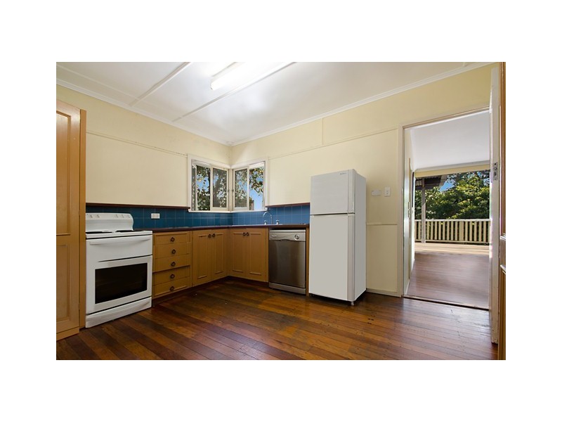 8 William Street, Alexandra Headland QLD 4572