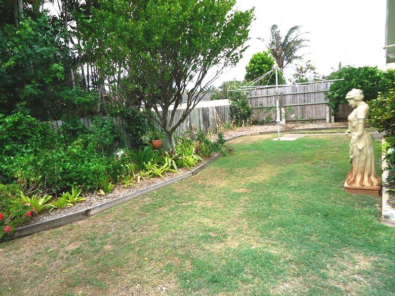 11 Bermagui Crescent, Buddina QLD 4575