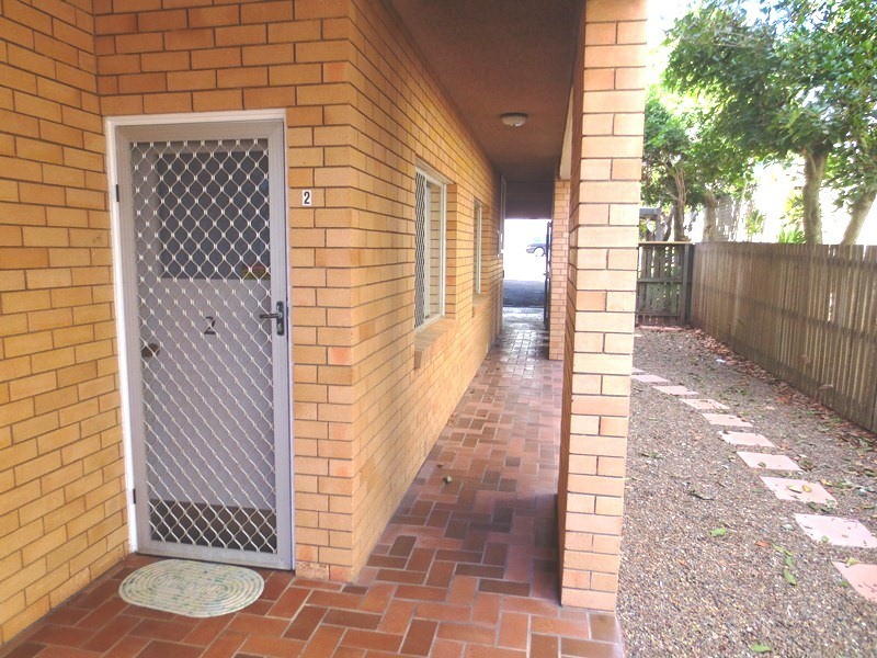 2/19 Boolarong Crescent, Alexandra Headland QLD 4572