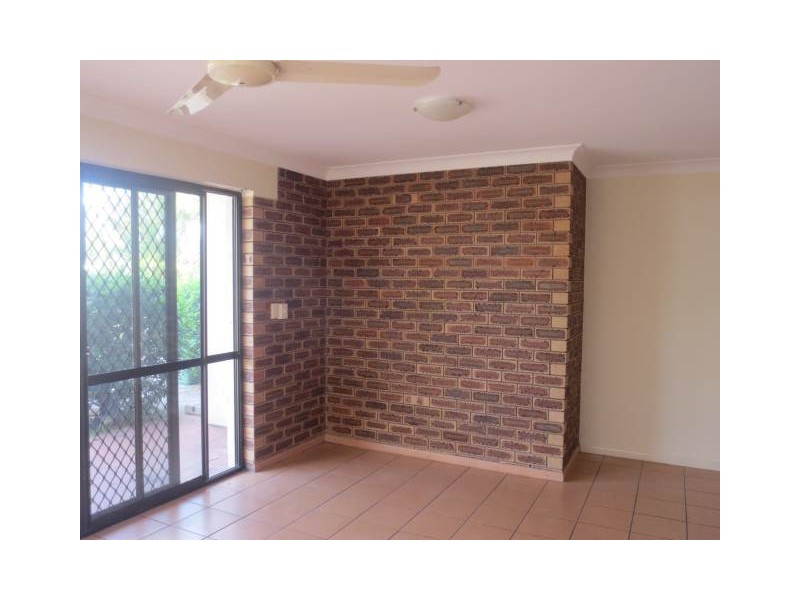 2/25 Walan Street, Mooloolaba QLD 4557