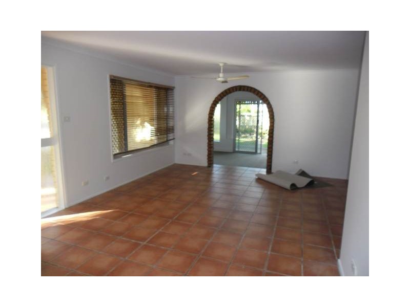 12 Kowandi Street, Wurtulla QLD 4575