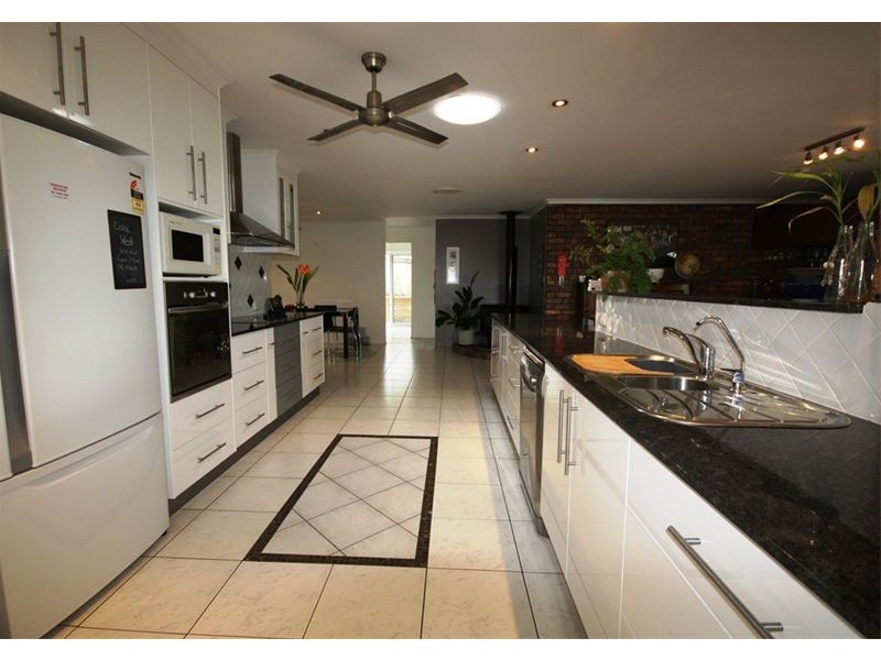 30 Fairview Close, Bli Bli QLD 4560
