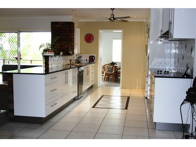 30 Fairview Close, Bli Bli QLD 4560