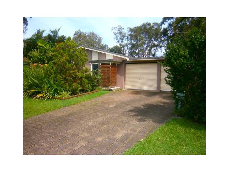 59 Amarina Avenue, Mooloolaba QLD 4557